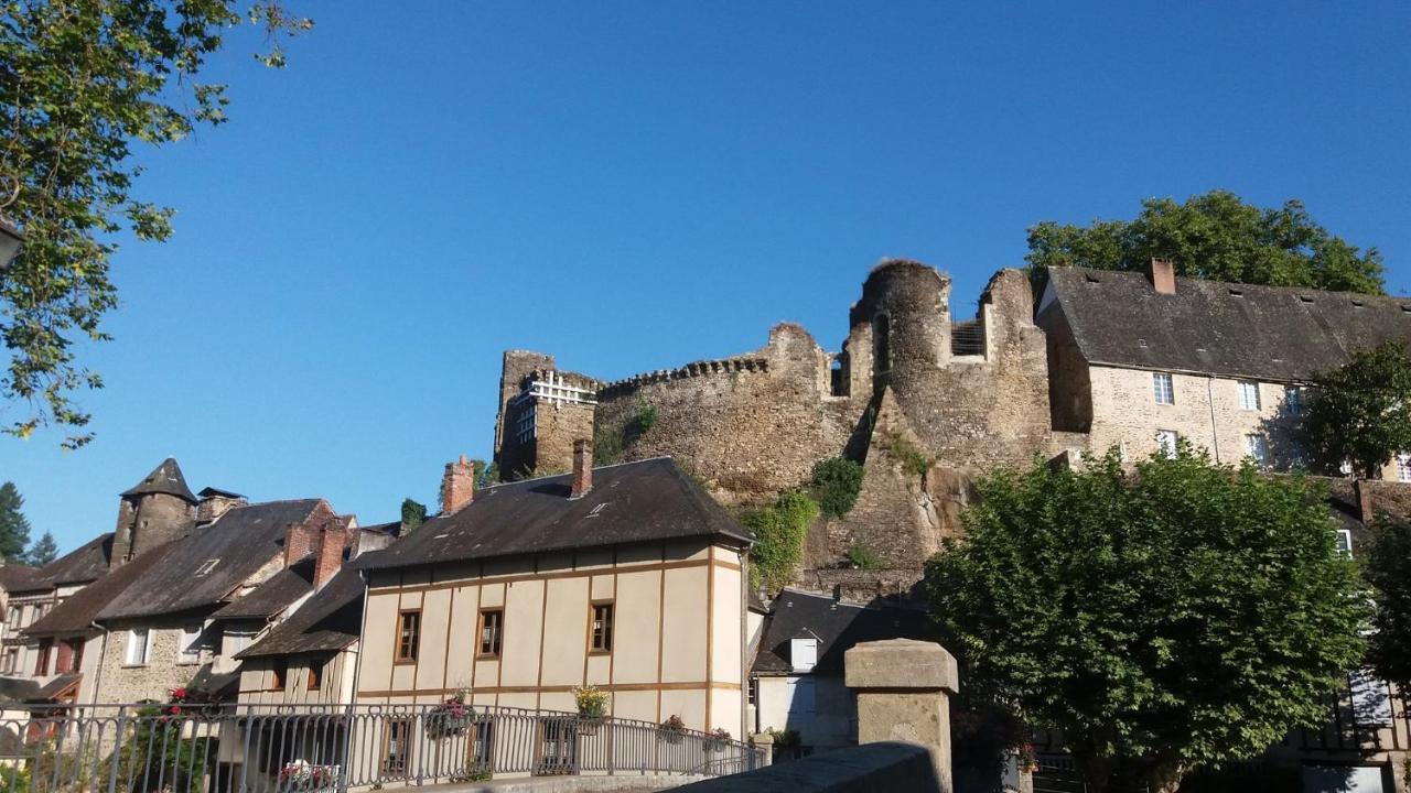 Segur-le-Chateau La Ruche Chambres D'Hotes מראה חיצוני תמונה