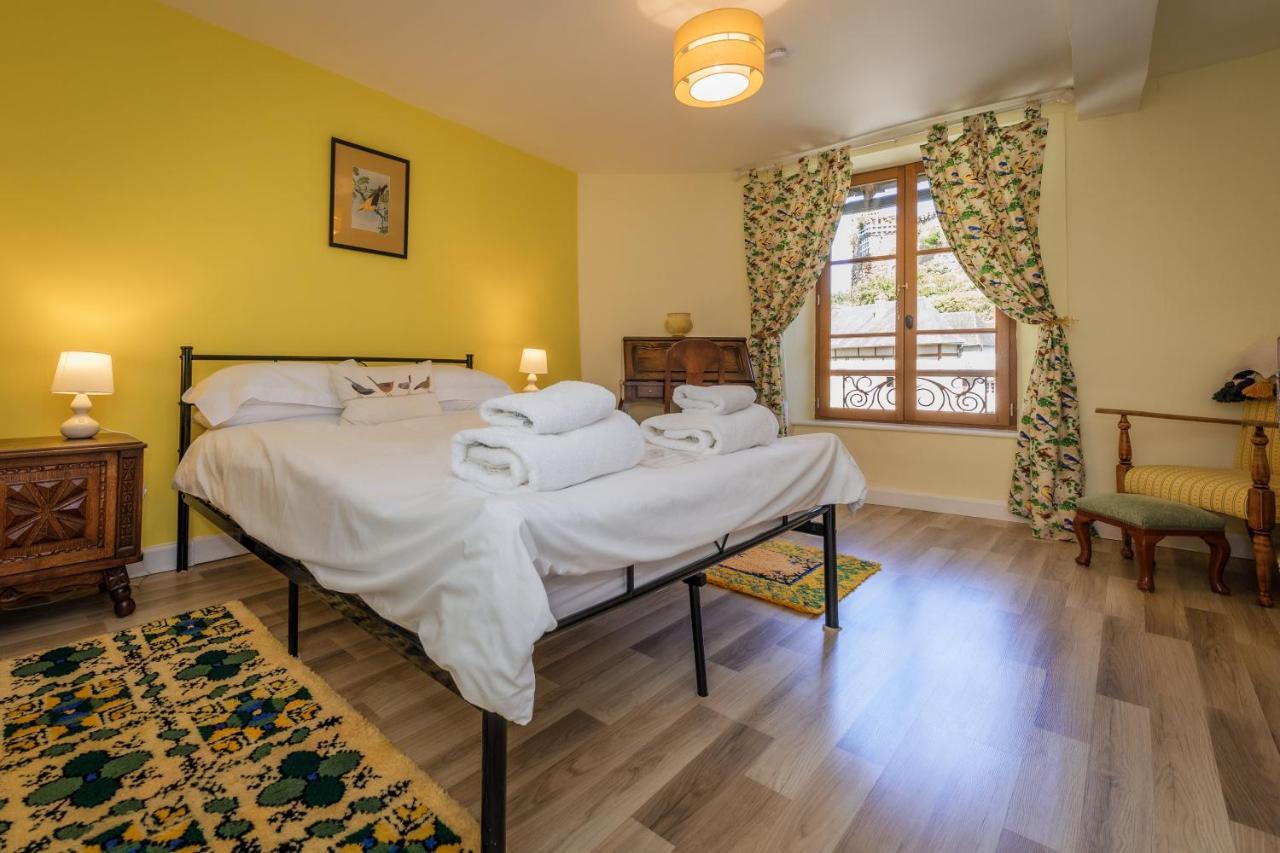 Segur-le-Chateau La Ruche Chambres D'Hotes מראה חיצוני תמונה